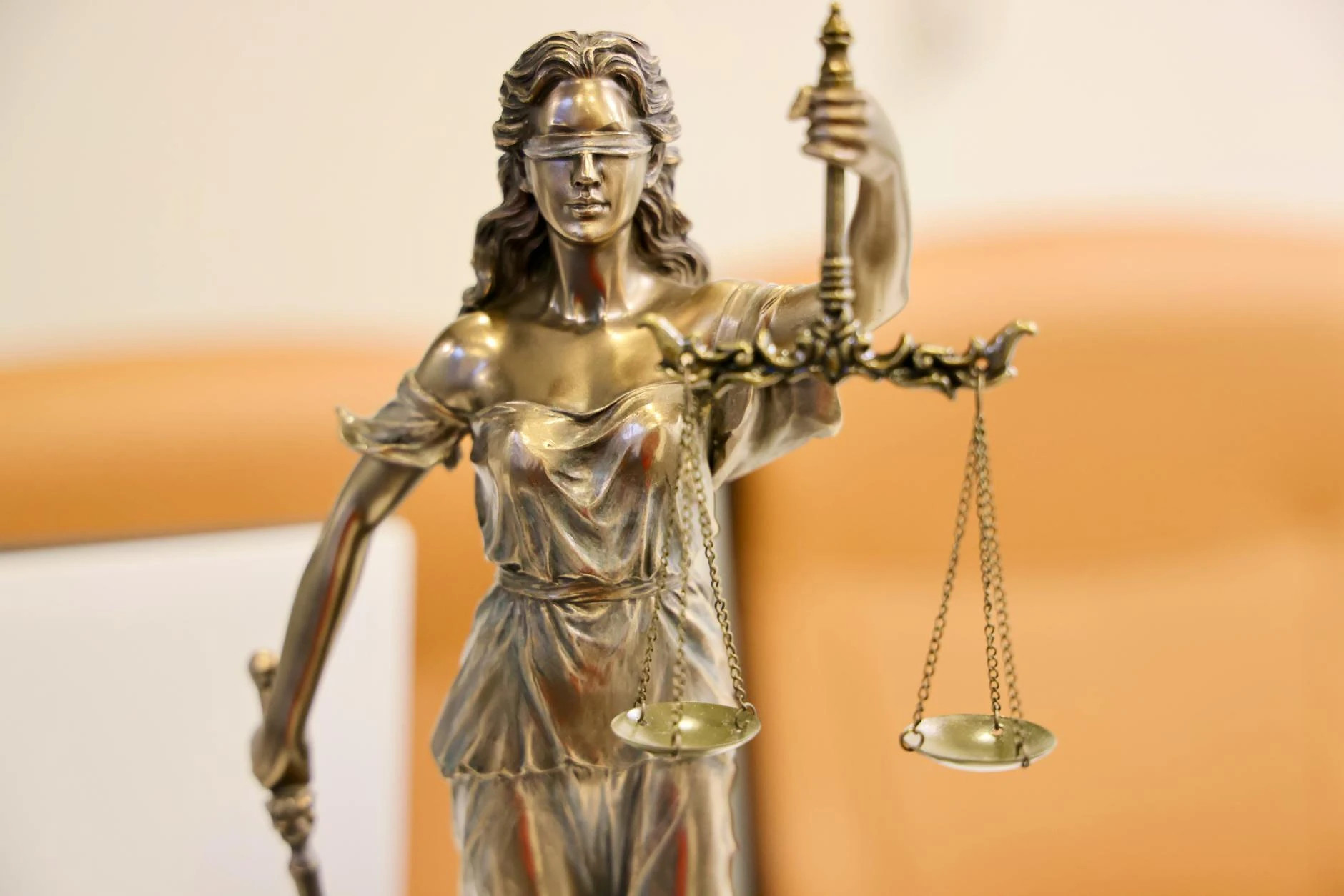 "Avvocato divorzista a Padova: consulenza legale per separazioni, divorzi e affidamento figli presso lo Studio Legale Ravaioli