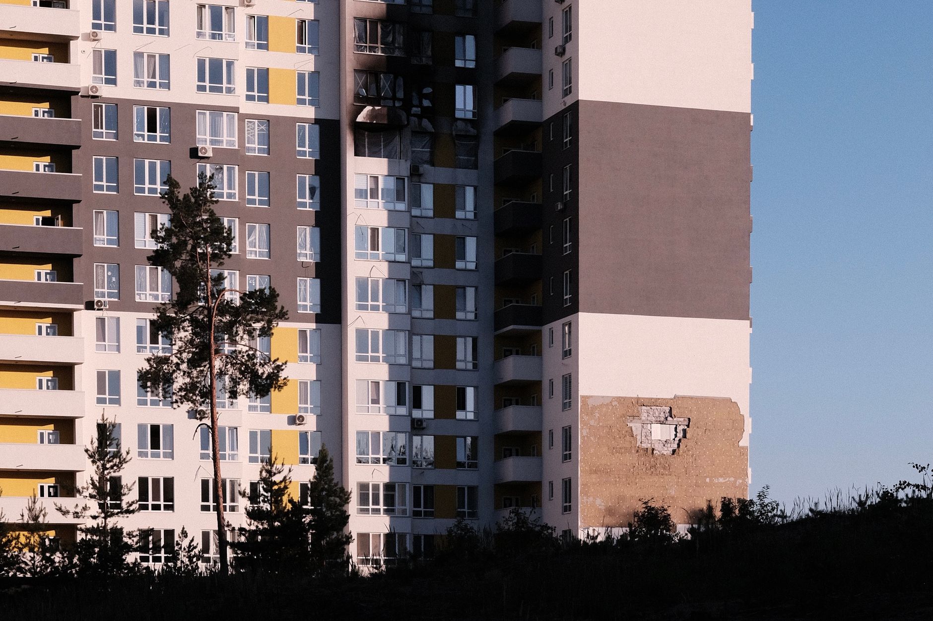 Avvocato a Padova per risarcimento danni immobiliari, crepe da ristrutturazione del vicino, perizia tecnica ed espletamento dell'onere della prova.